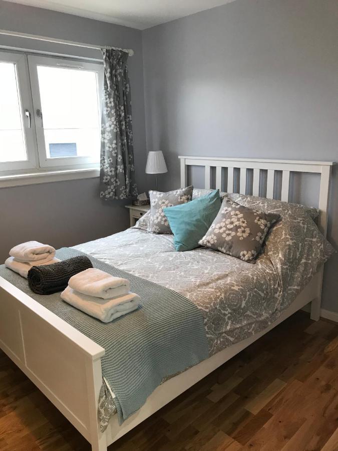 Flat Five, 212 Eaglesham Road, East Kilbride, Glasgow Екстер'єр фото