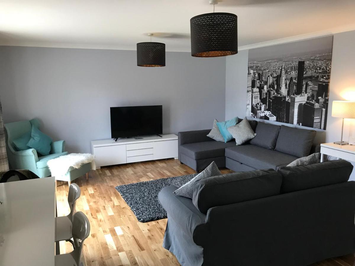 Flat Five, 212 Eaglesham Road, East Kilbride, Glasgow Екстер'єр фото